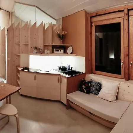 Ambiance Verdoyante Et Vue Sur La Vallee Apartman *