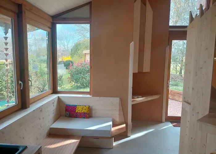 Ambiance Verdoyante Et Vue Sur La Vallee Apartment *