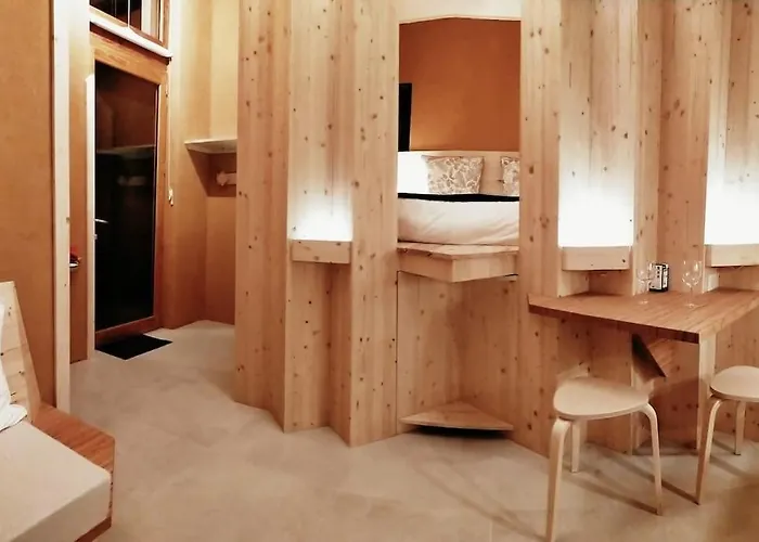 Ambiance Verdoyante Et Vue Sur La Vallee Auzeville-Tolosane